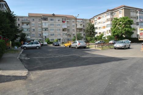 Municipalitatea amenajează alte peste 480 noi locuri de parcare (FOTO)